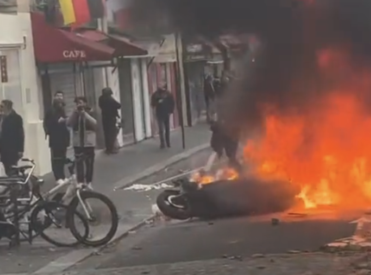 Navidad Racista en Paris